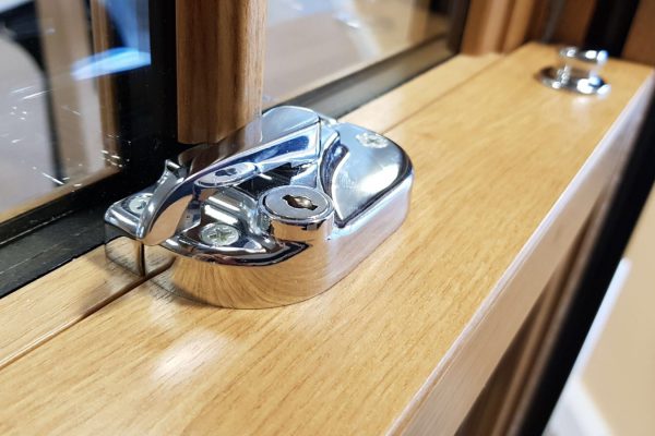 vertical sash windows window lock
