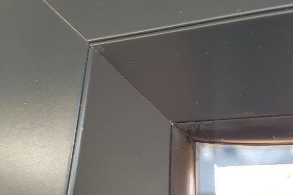 aluminium bifold door chamfered bead